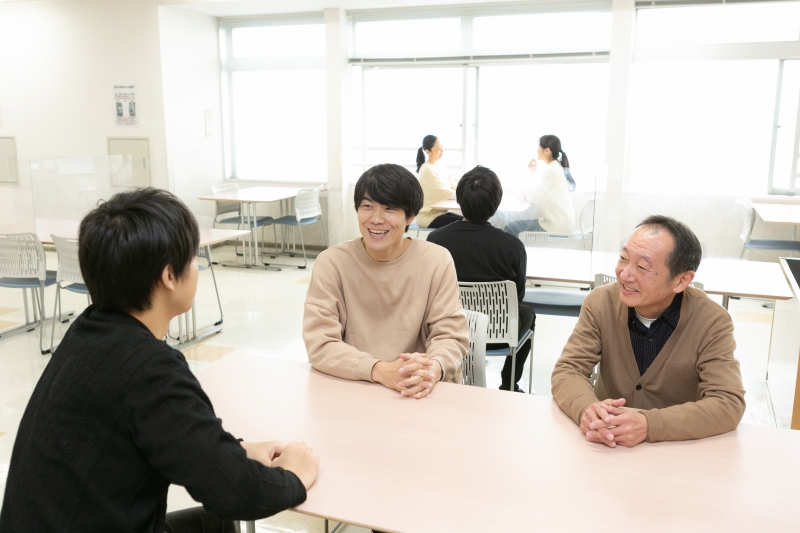 まずは派遣で!正社員も目指せます!製造部門か梱包部門かお好きな方で!