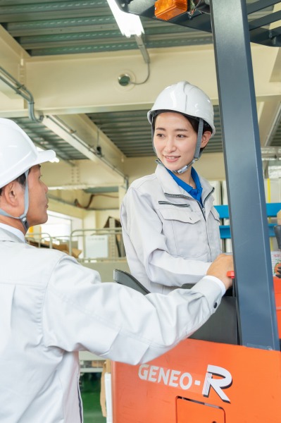 高時給1500円!資格を活用してガッツリ稼げるフォークリフトのお仕事!長期も短期も相談OK!