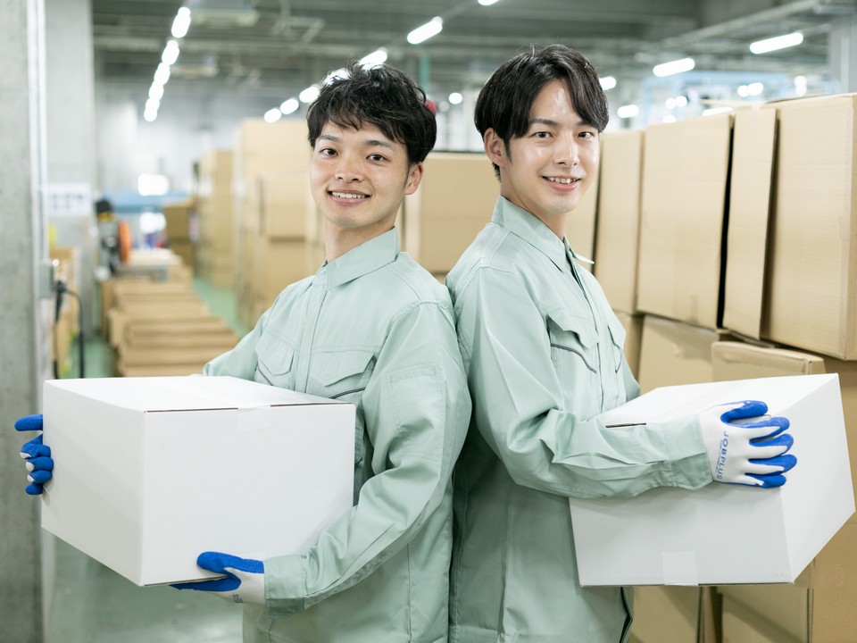 【日勤・夜勤】短期/10時半～19時半など/時給1500円/週4日～OK/高時給/未経験OK/倉庫内仕分け【～1/10まで】