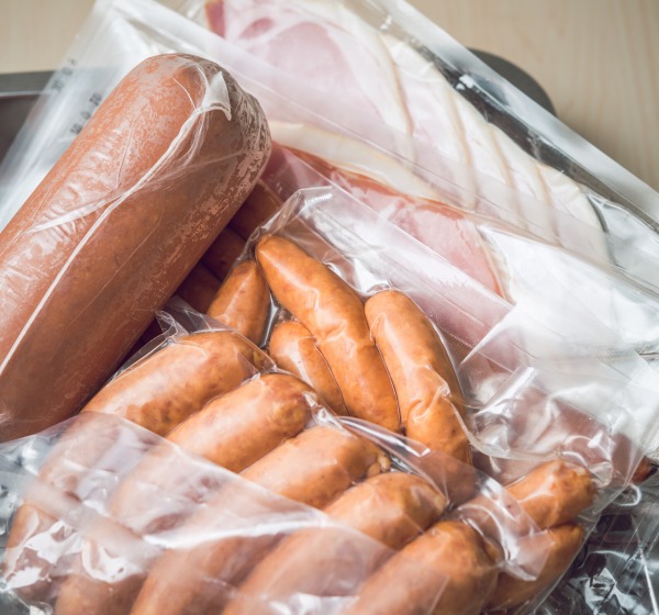 【日勤】9時半～15時/週2日～OK/短期/チルド商品のシール貼り/学生さんWワーカーさん活躍中【5/10まで】