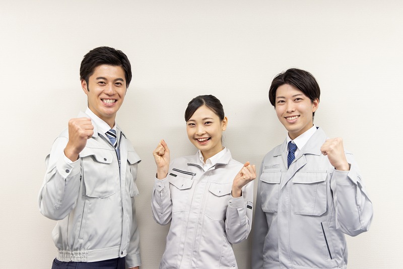 【日勤】11時～18時など/週3日～OK/時給1300円/長期安定/乳製品の仕分け・検品