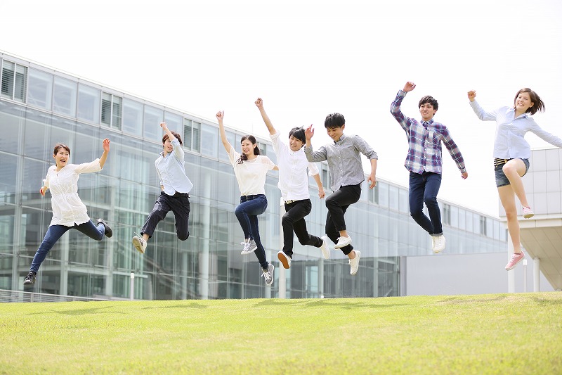 【日勤】短期/8時～17時/時給1600円/平日のみ/スポット募集/学生さん活躍/PCのキッティング、受け渡し☆☆